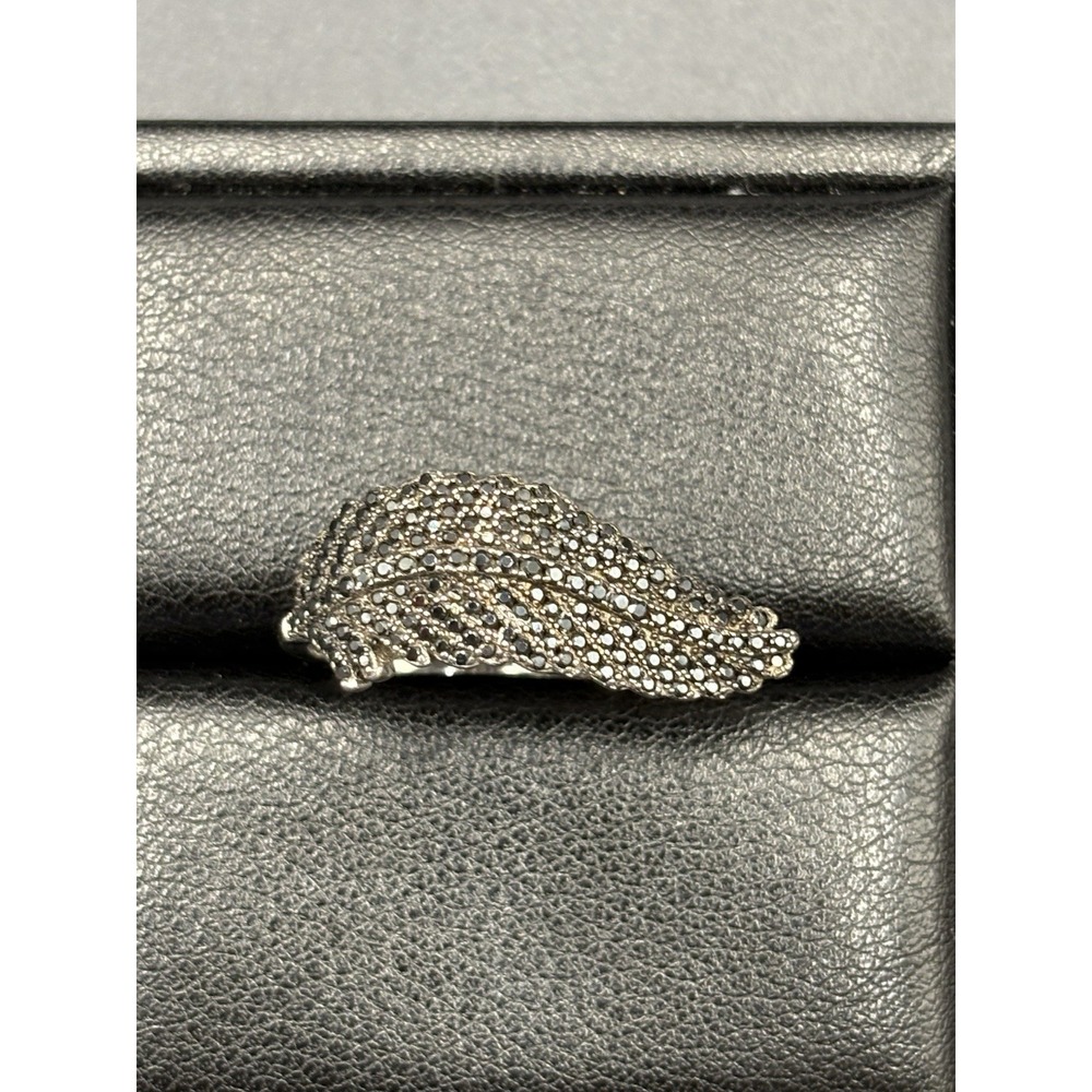 EUC Sterling Silver Black Cubic Zirconia Leaf Ring 925 Size 8.25 E27